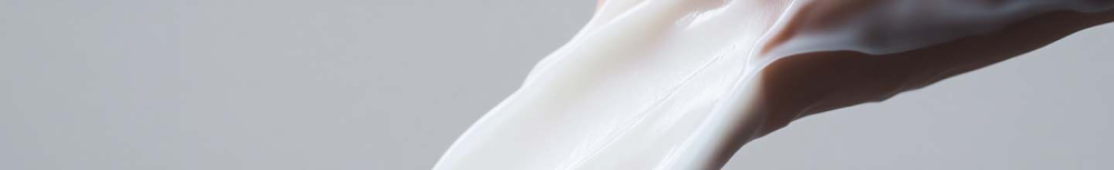 Dois-je utiliser un s&eacute;rum ou une cr&egrave;me au r&eacute;tinol ?