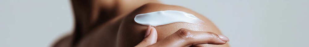 Trop de cr&egrave;me hydratante peut-elle provoquer des rides ?