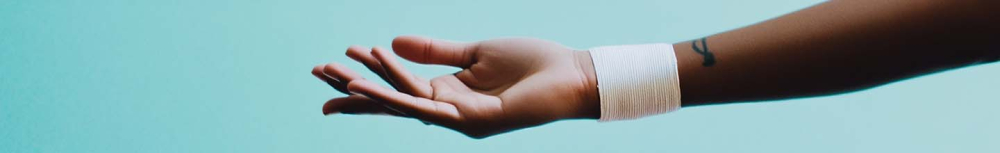 Puis-je mettre un pansement hydrocollo&iuml;de sur une br&ucirc;lure ?