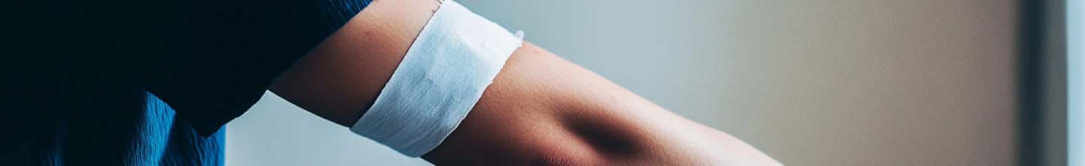 Quels sont des exemples de pansements hydrocollo&iuml;des ?