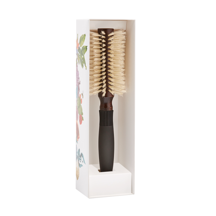 Brosse pr&eacute;-incurv&eacute;e brushing 12 rangs Christophe Robin - une brosse &agrave; cheveux