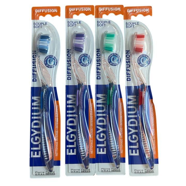 Diffusion brosse &agrave; dents souple Elgydium - une brosse &agrave; dents 