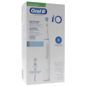 Brosse &agrave; dents &eacute;lectrique nettoyage & protection IO5 Oral-B - une brosse &agrave; dents &eacute;lectrique