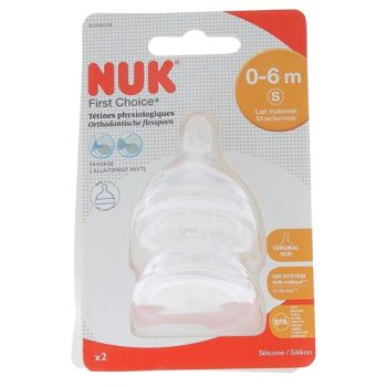 First Choice + T&eacute;tines physiologiques 0-6 mois NUK - 2 sucettes