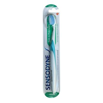 Brosse &agrave; dents soin et pr&eacute;cision medium Sensodyne - une brosse &agrave; dents 