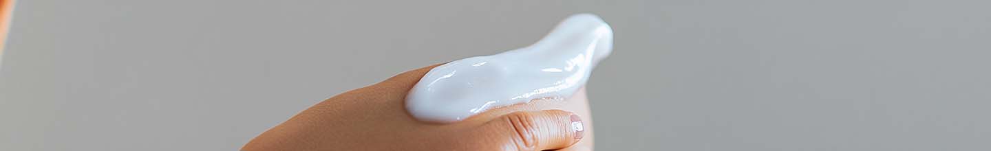 Comment soigner une peau tach&eacute;e de rouge ?