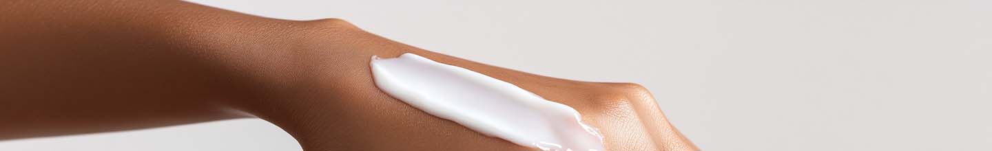 Quel produit pharmaceutique pour les tâches du visage ?